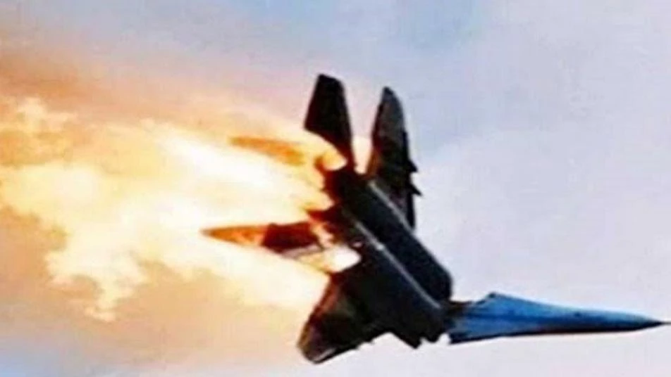 بعد المقاتلة الروسية.. تحطم طائرة حربية إيرانية ومصرع قائدها