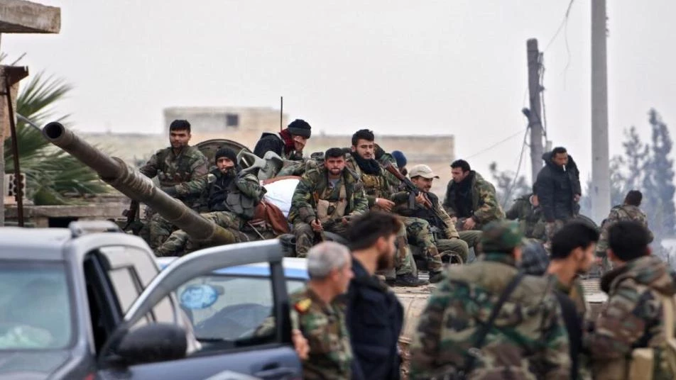 تعزيزات "للفرقة الرابعة" تصل الرقة وهروب معتقلين من أحد سجون "الحرس الثوري" شرق حمص