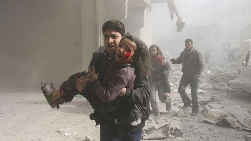 ارتفاع حصيلة ضحايا قصف ميليشيا أسد على إدلب إلى 8 (صور)