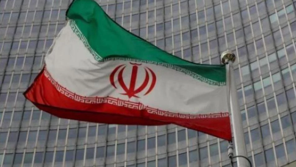 إدارة بايدن تفاجئ نظام الملالي وتحجب عشرات وسائل الإعلام الإيرانية