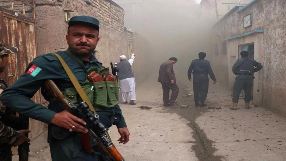 قتلى ومصابون بتفجير مسجد في أفغانستان