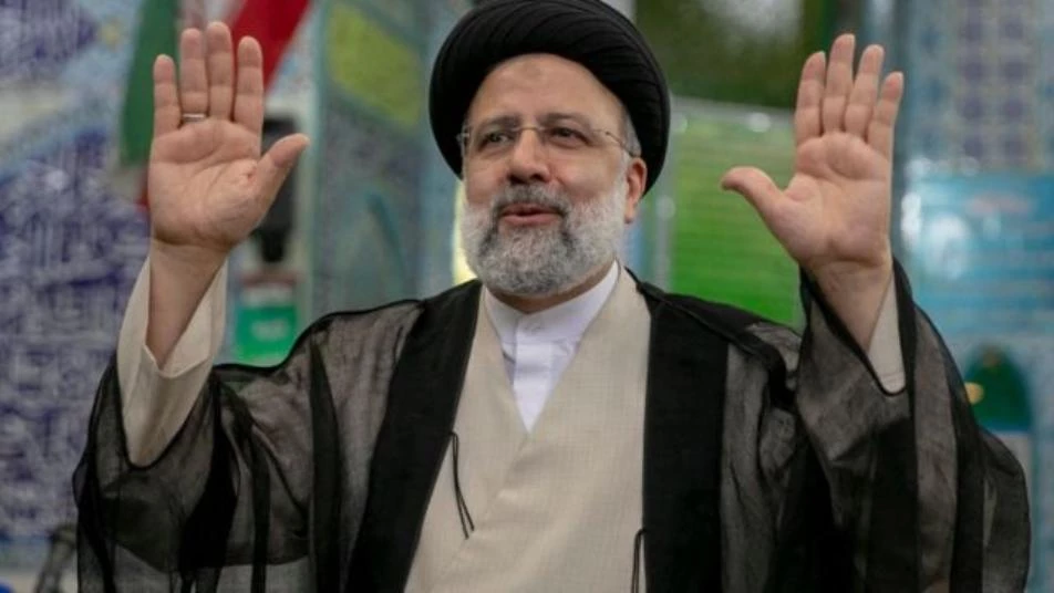 موقع متخصص يحذر.. هل يرفع بايدن العقوبات الأمريكية عن رئيس إيران الجديد؟