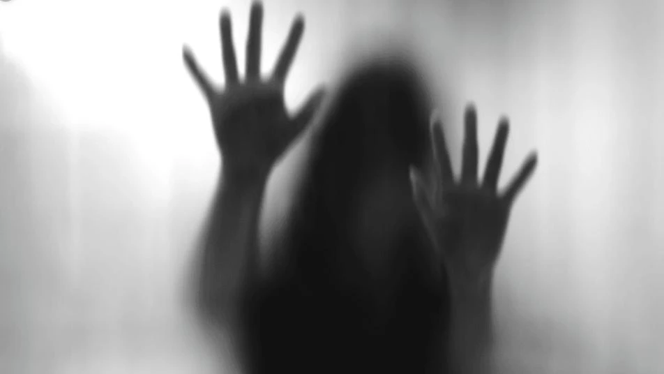 تفاصيل اغتصاب 8 أشخاص لفتاة سورية قاصر في لبنان!