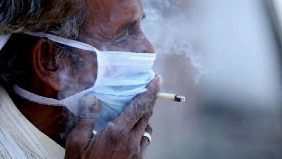 دراسة جديدة: التدخين يقلل خطر الإصابة بفيروس كورونا بنسبة معيّنة