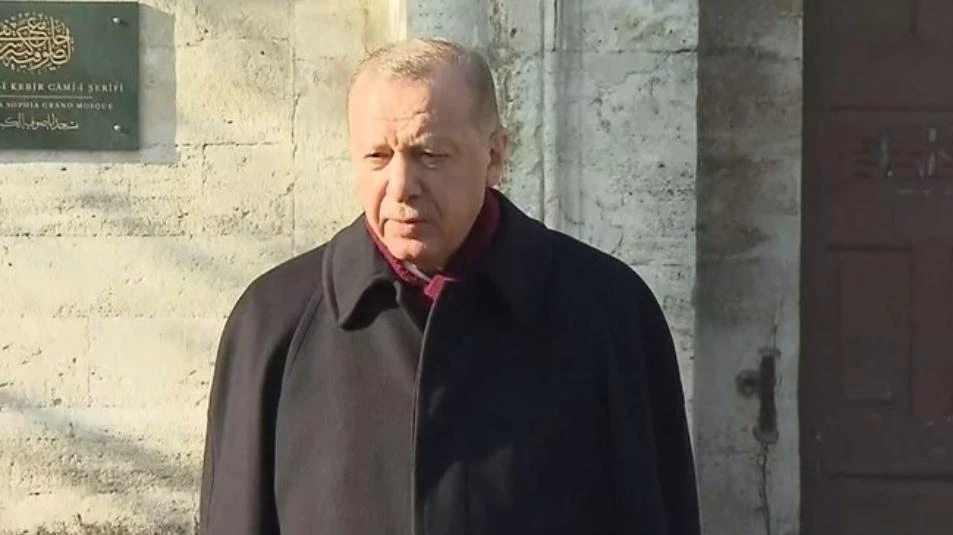 أردوغان يبدي استعداده لتجربة لقاح كورونا "الصحة على المحك"