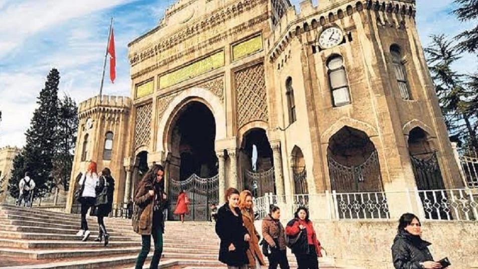 تركيا تعلن عن برنامج المنحة للأجانب في جامعاتها.. تعرف إلى الشروط