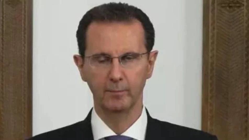 عشية أداء القسم.. أحد أقرباء بشار الأسد يهاجمه ويسخر من اعتباره رئيسا