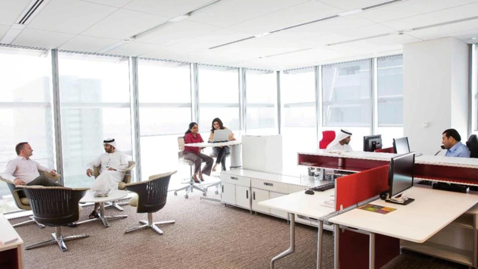 قرار جديد لحكومة دبي حول عمل الموظفين