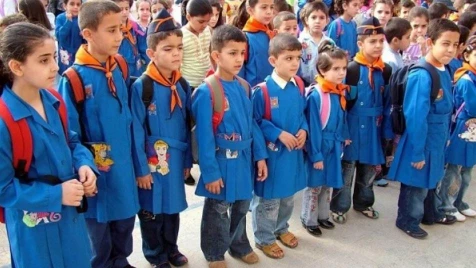سرقات بالملايين.. عاملون في وزارة التربية بحكومة الأسد يبيعون لابتوبات المدارس بالأسواق