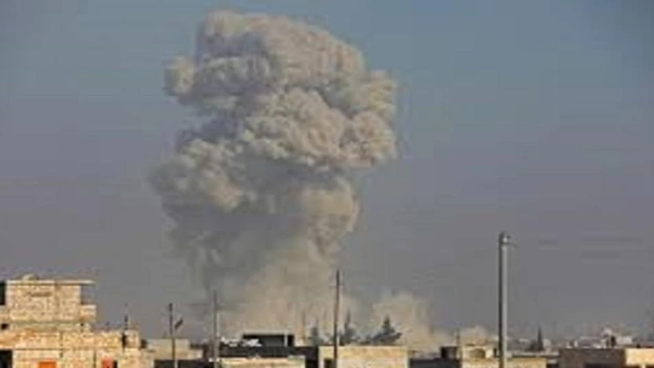 تصعيد خطير.. قتلى وجرحى مدنيون بقصف جوي غرب إدلب