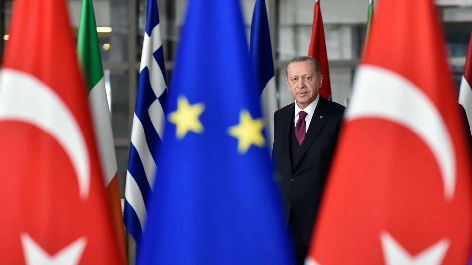 "استفزازات تركيا" تجعلها في مرمى العقوبات الأوروبية والأمريكية