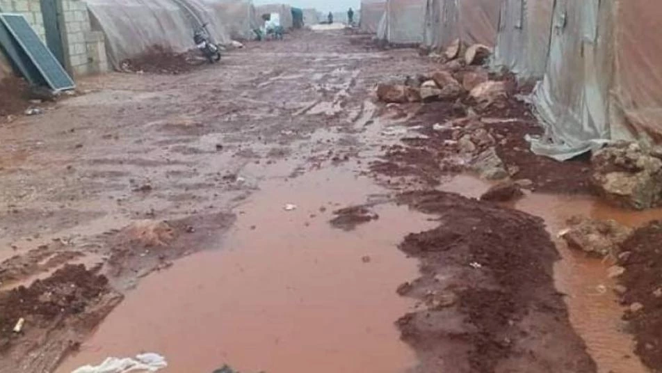 بعد تفاقم المأساة.. "منسقو الاستجابة" يناشدون المنظمات لإنقاذ مخيمات الشمال السوري