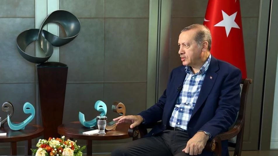 أردوغان يحذّر من موجات نزوح كبيرة في حال استمرار مجازر النظام السوري