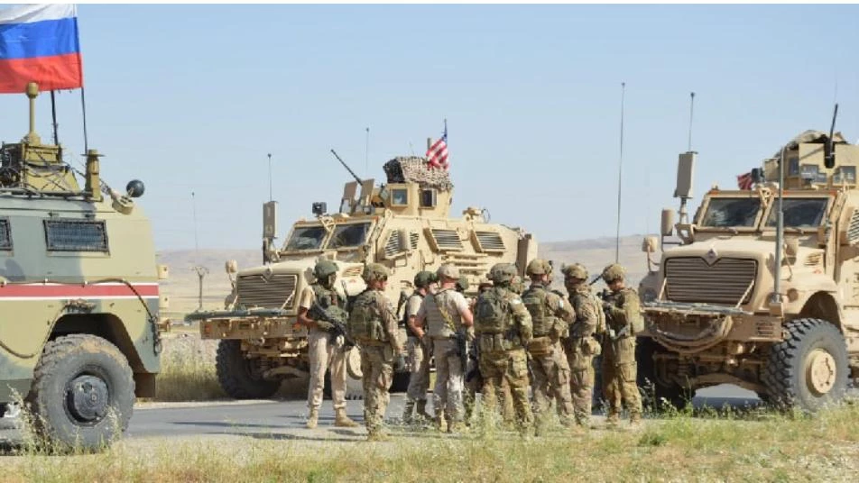 تسابق أمريكي روسي نحو الحدود السورية العراقية.. حقبة جديدة الخاسر فيها إيران