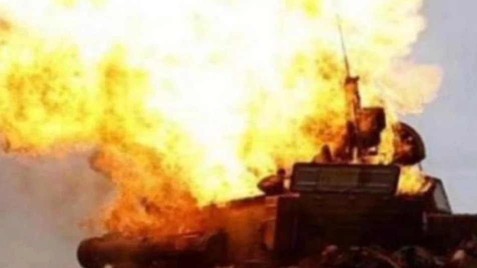 الفصائل تدمر دبابتين لميليشيا أسد في معارك حلب