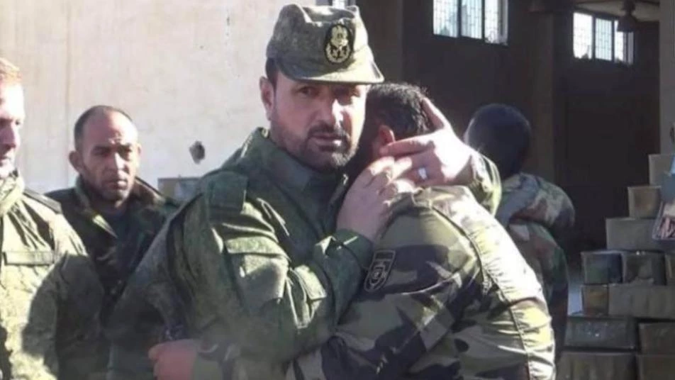 بالأسماء والصور.. مقتل لواء وعدد من ضباط ميليشيا أسد في إدلب وحلب