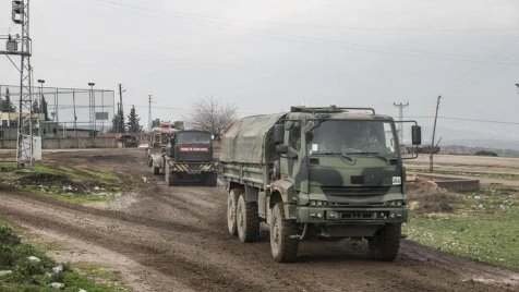 تركيا تدفع بتعزيزات عسكرية جديدة لنقاط المراقبة بإدلب السورية