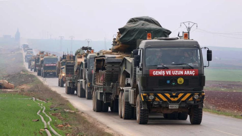 تركيا ترسل تعزيزات عسكرية جديدة إلى الحدود السورية