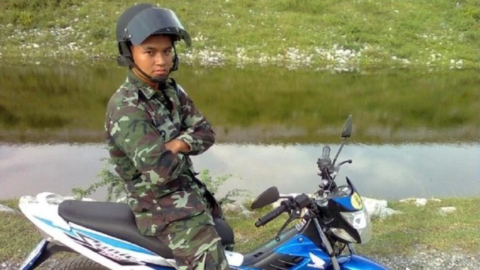 جندي تايلاندي يقتل ويحتجز العشرات عقب إطلاق نار عشوائي