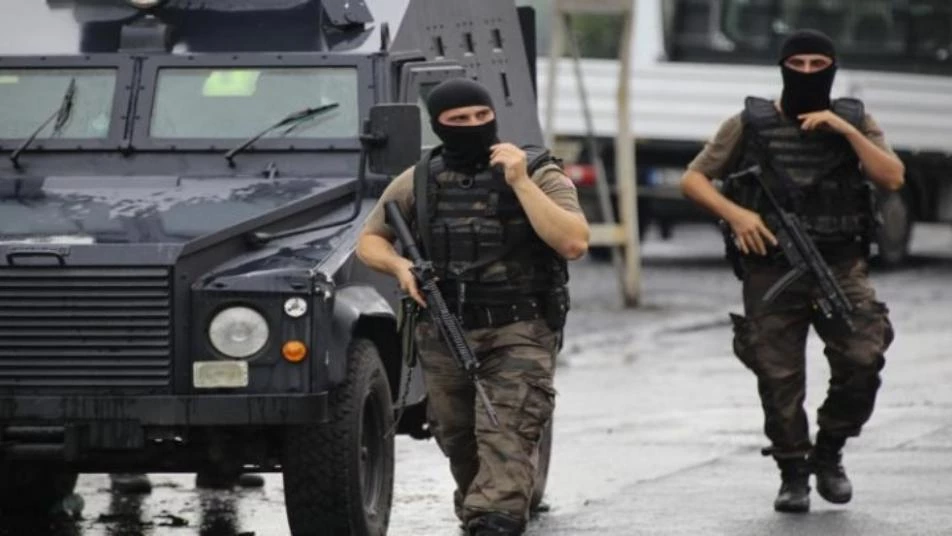 تركيا تضبط طناً من المتفجرات لـ"داعش" في مدينة الباب
