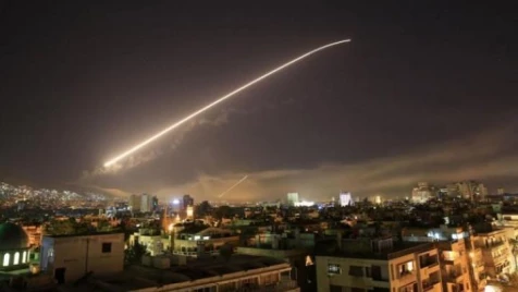 إسرائيل توسع من دائرة قصفها بسوريا.. ومواقع بأربع محافظات ضمن أهدافها
