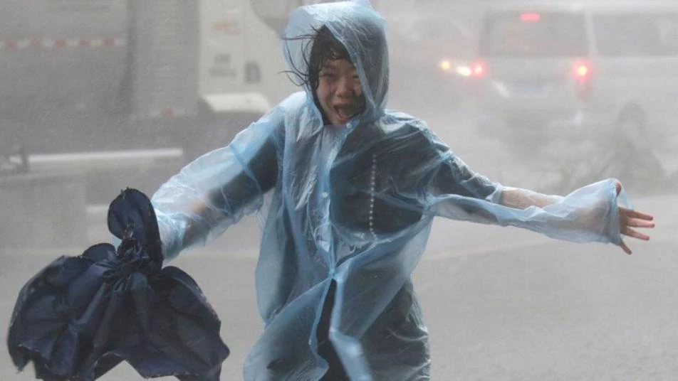 إعصار  يودي بحياة 13 شخصاً في الصين