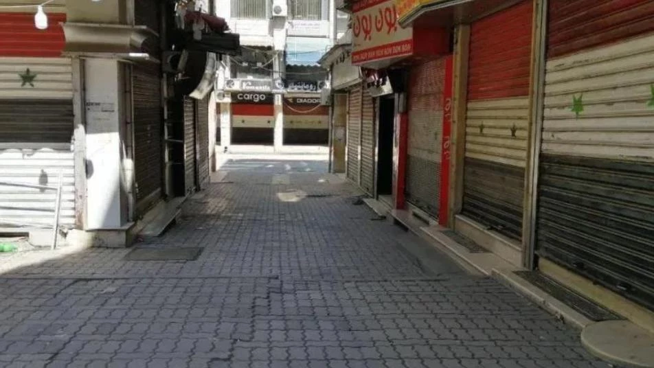 لماذا داهمت مخابرات أسد محال "البالة" وسط دمشق وأوقفت بعض التجار؟