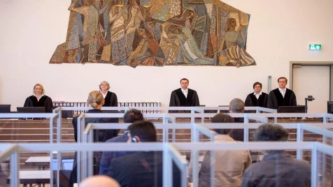 ألمانيا تطبق أقصى عقوبة ضد لاجئ سوري قتل ضابطاً في ميليشيا أسد