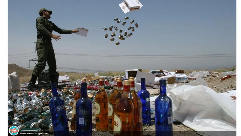 Spurious liquor kills 700 people in Iran