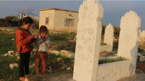 Displaced Syrian family lives in graveyard