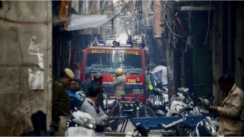 Fire at New Delhi factory kills 43