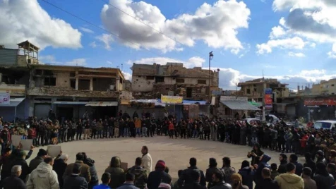 Daraa demonstrators condemn Assad massacre in al-Sanamayn