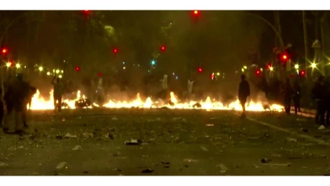 Protest against separatists' sentencing sets Barcelona streets ablaze