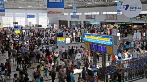 600,000 travelers stranded as Thomas Cook collapses