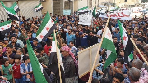 Syrians take to streets in anti-Assad demonstrations