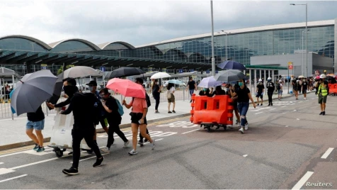 Protesters  in Hong Kong target Airport 