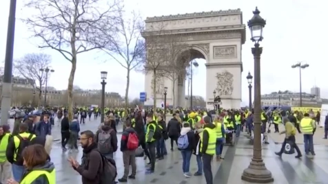 French 'yellow vests' gather for 16th weekend of protests
