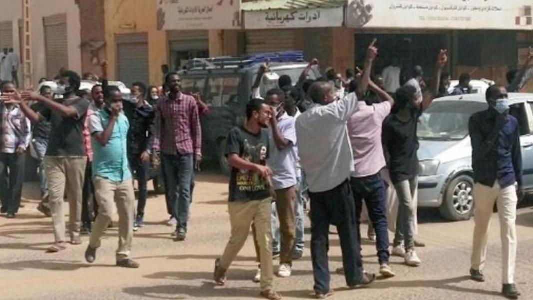 Sudan protesters rally in capital in support of detainees