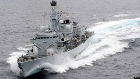 Iranian regime's boats tried impede British oil tanker in Strait of Hormuz 