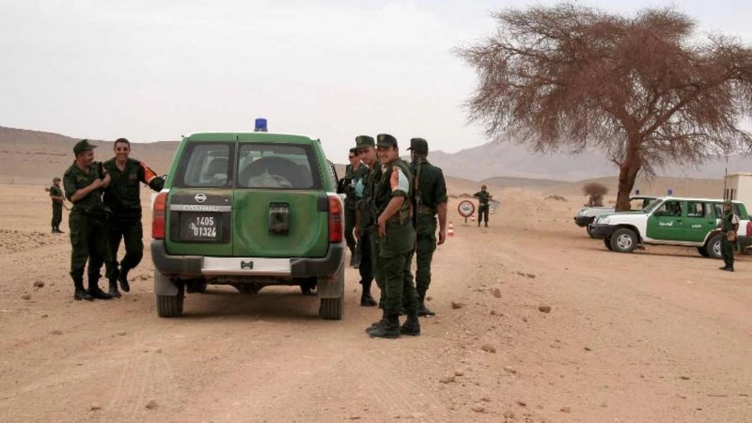 Algeria shuts southern borders to Syrians 