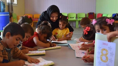 Turkey-EU sign $400M protocol to educate Syrian children