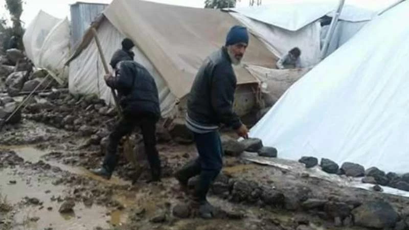 Devastated displaced Syrians live awful circumstance in Qunaitera: Photos