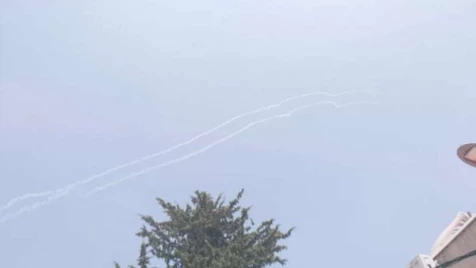 Israel shoots down Assad fighter jet 
