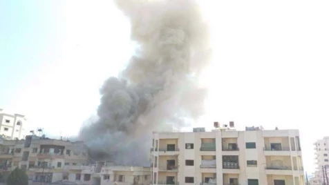 40 Assad airstrikes, 55 vacuum bombs target Homs’ al-Waer