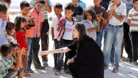 UN special envoy Jolie visits refugee camp in Jordan, calls for end to Syria war