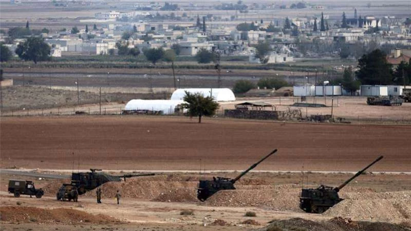 Turkey shells Kurdish positions in Syria for second day