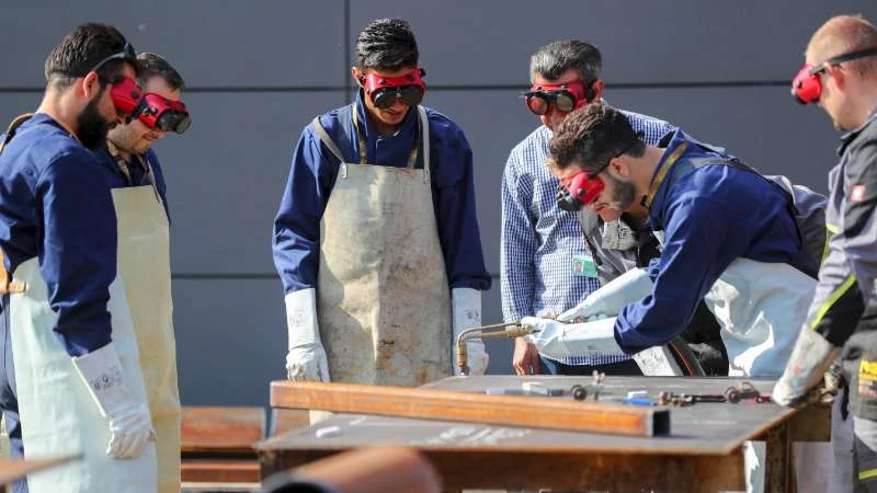 German army teaches Syrian refugees reconstruction skills