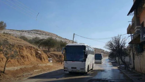 Wadi Barada: 1st batch of IDPs by Assad regime leaves to north