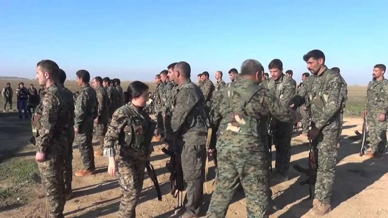 YPGê hêzeke mezin bo Minbicê dişîne
