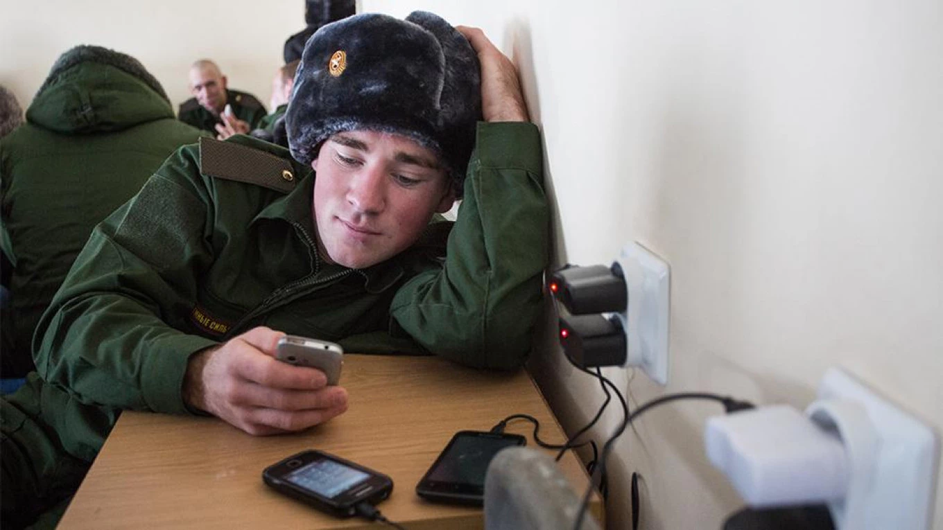 "مكالمة مسربة".. جندي روسي يذكر 3 مفاجآت تعرض لها جيش بوتين في أوكرانيا